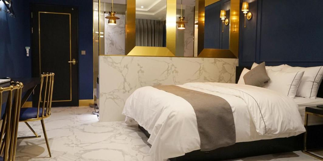 Astro Hotel Yongin Eksteriør bilde