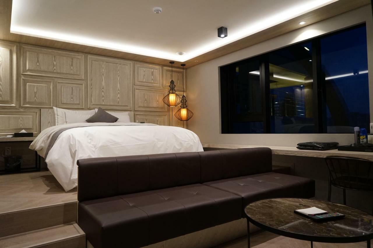 Astro Hotel Yongin Eksteriør bilde