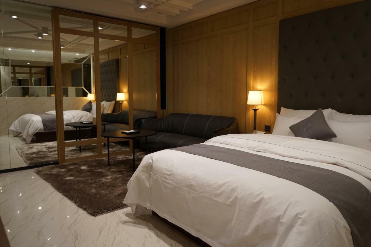 Astro Hotel Yongin Eksteriør bilde